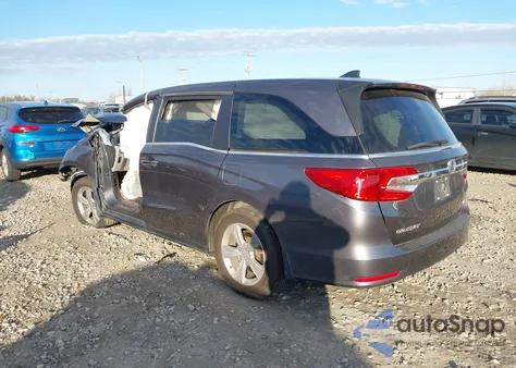 2018 Honda Odyssey Ex z USA, uszkodzony, nr VIN 5FNRL6H53JB102896